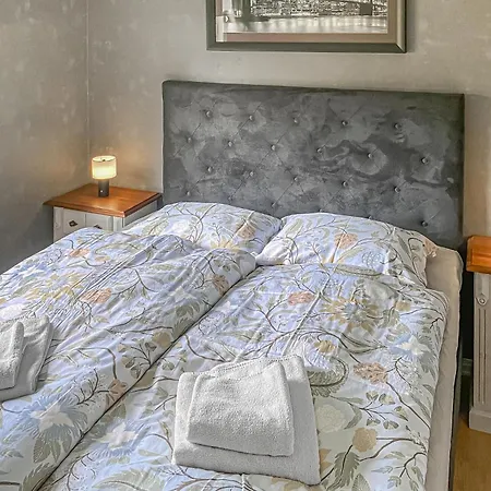 3 Bedroom Lovely In Valer * Viker